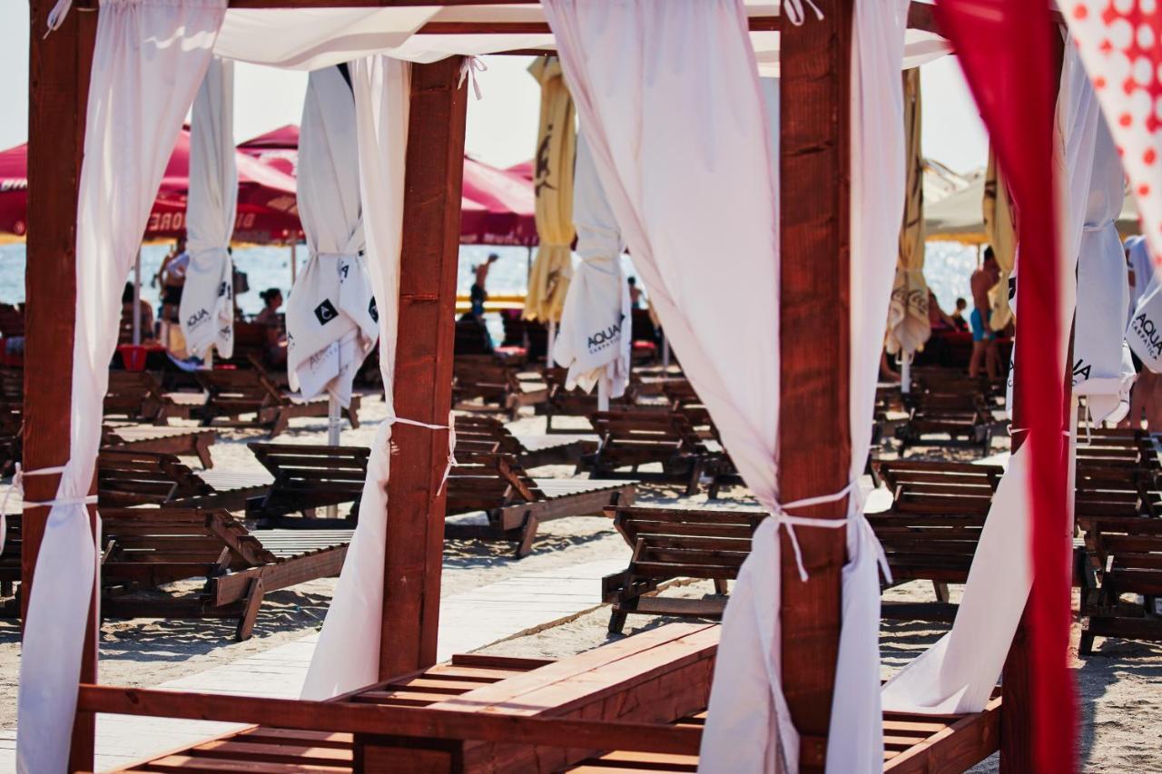 Eros Beach Resort นาโวดาริ ภายนอก รูปภาพ