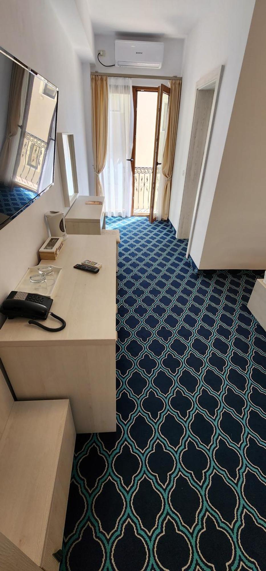 Eros Beach Resort นาโวดาริ ภายนอก รูปภาพ